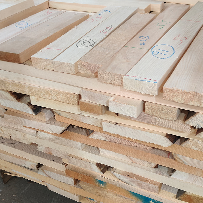 メタセコイア製品の応用：建具材根太